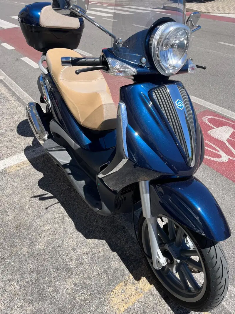 Piaggio Beverly 300 i.e. (2010 - 16) (3)