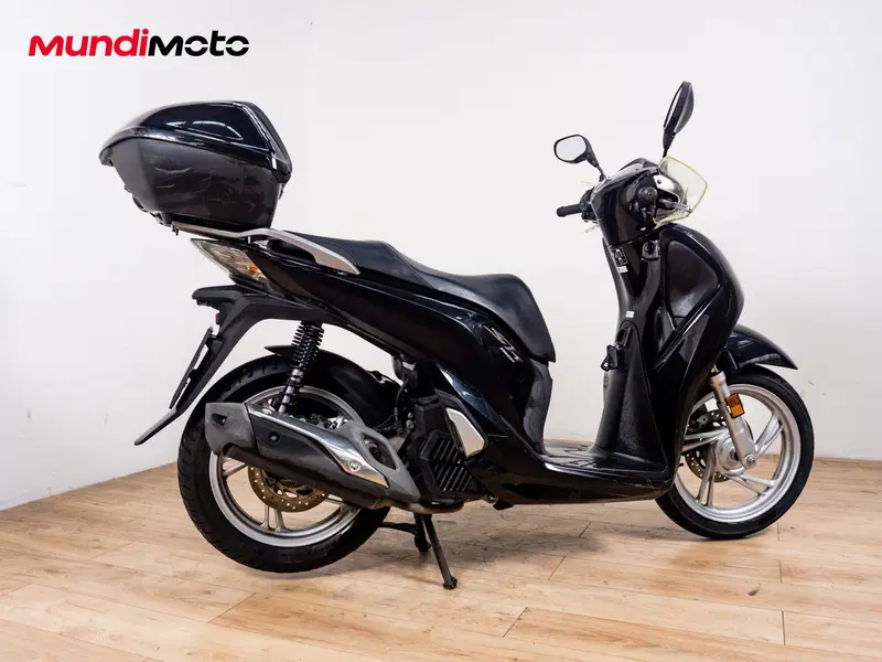 Honda SH 150i ABS (2013 - 16) (3)