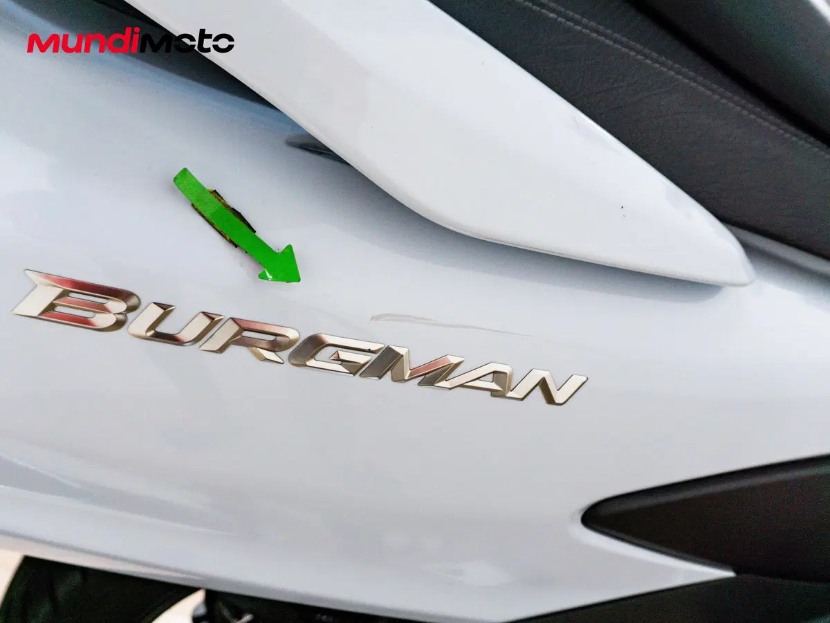 Suzuki Burgman 400 (2022 - 24) (21)