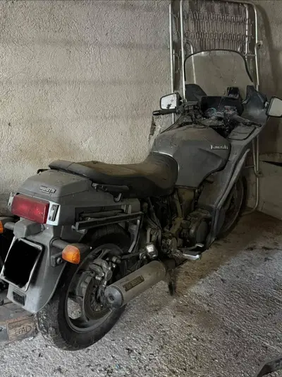 Kawasaki GTR 1000 usata