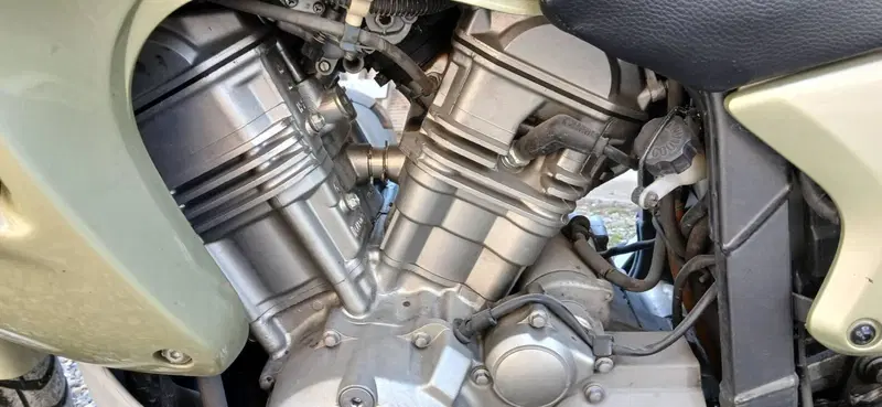 Honda Transalp XL 650V (2000 - 04) (2)