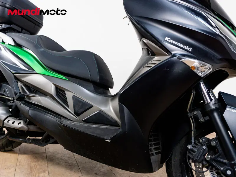 Kawasaki J 300 ABS (2014 - 16) (5)