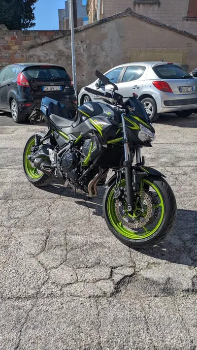 Kawasaki Z 650 (2021 - 24) usata