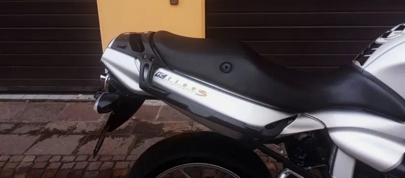 Bmw R 1100 S (6)
