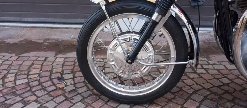 Bsa A65 SPITFIRE MK4 (14)