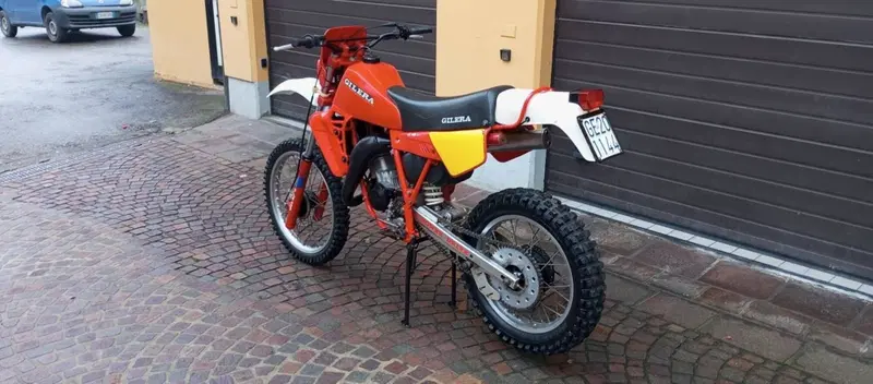 Gilera 125 HE-LC (17)