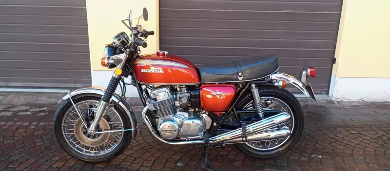 Honda CB 750 FOUR K2 (2)
