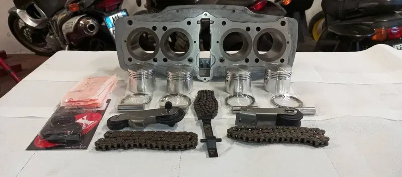 Honda CB 750 FOUR K2 (3)