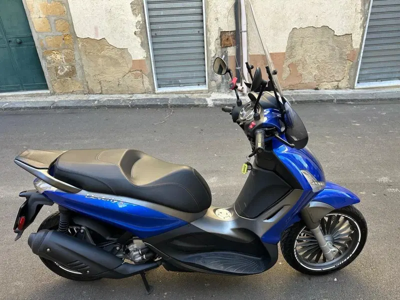 Piaggio Beverly 300 S i.e. ABS-ASR (2016 - 20) (8)