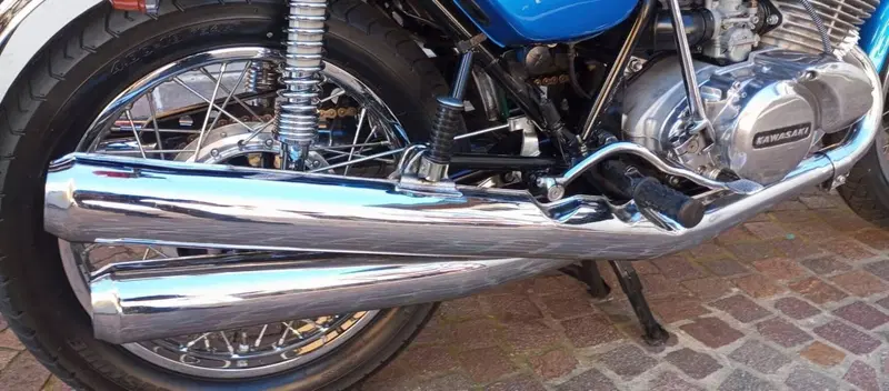 Kawasaki H2 750 MACH 4 (4)