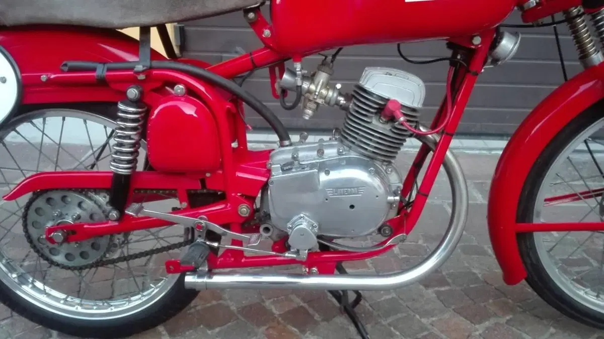 Laverda 100 MOTO GIRO D’ITALIA (12)