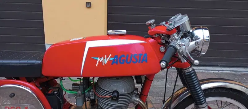 MV Agusta 350 SPORT ELETTRONICA (12)