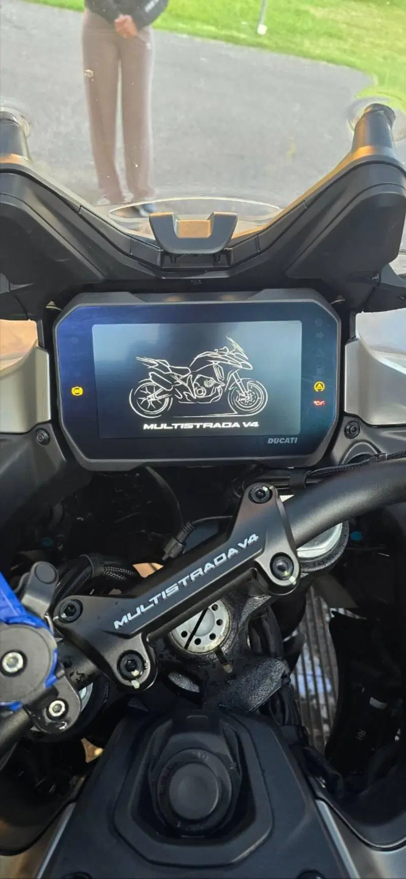 Ducati Multistrada V4 S Grand Tour (2024) (7)