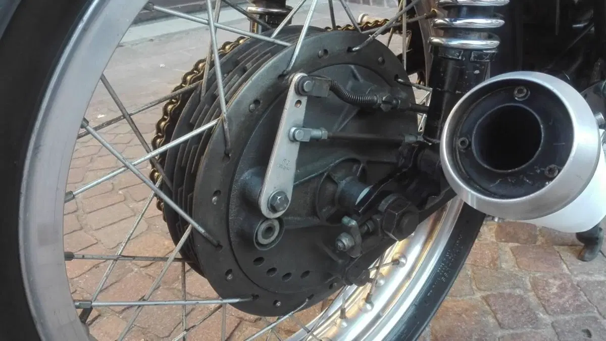 Triumph TRIDENT 750 CORSA BEPI KOELLIKER (19)