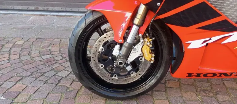Honda VTR 1000 SP1 (17)