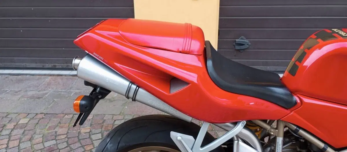 Ducati 748 S (1999 - 01) (7)