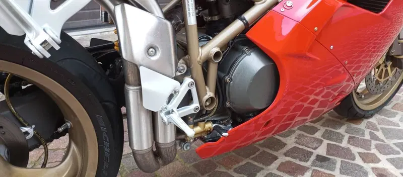Ducati 748 S (1999 - 01) (18)