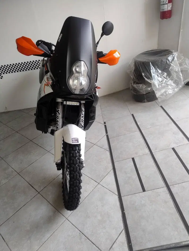 KTM 990 Adventure R (2009 - 11)