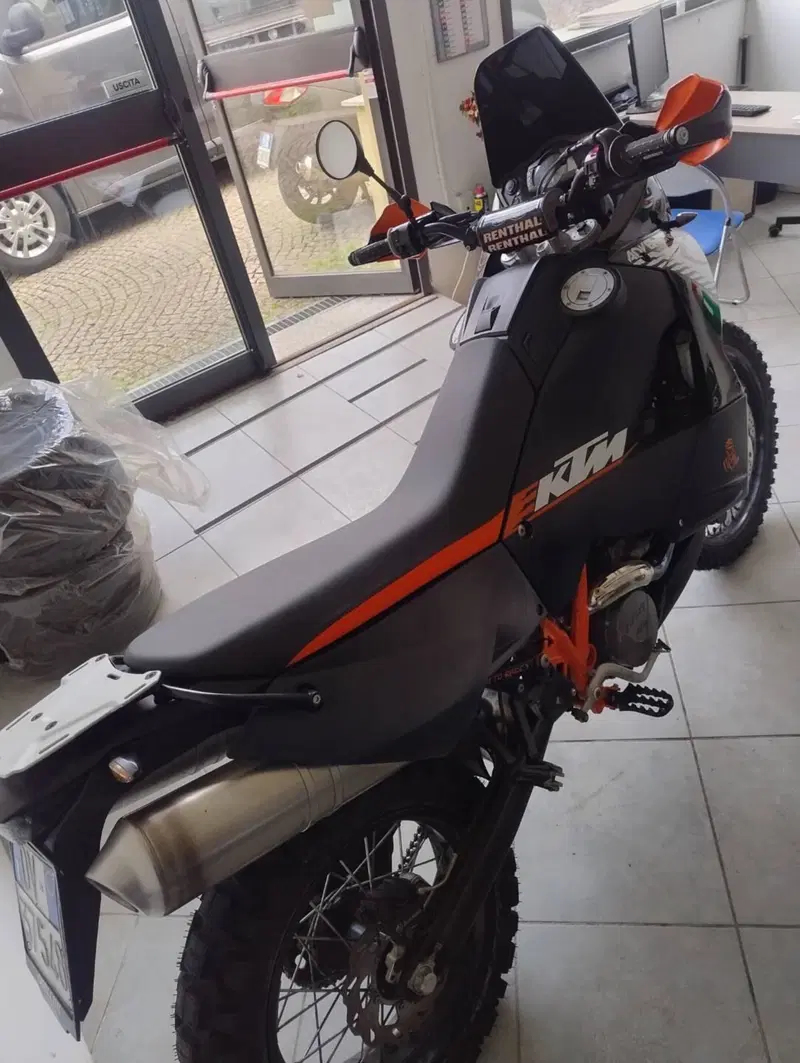 KTM 990 Adventure R (2009 - 11) (5)