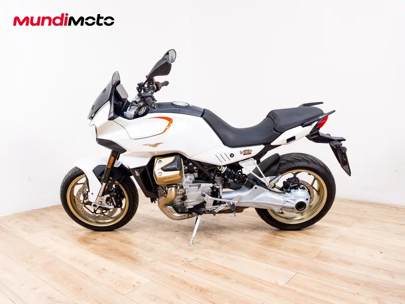 Moto Guzzi V100 Mandello (2022 - 24) (5)