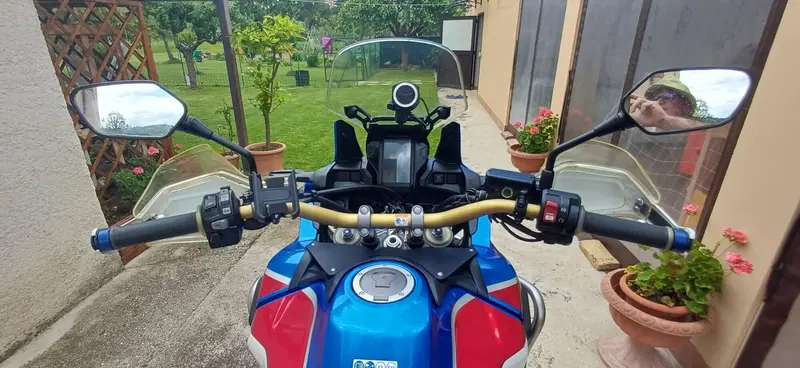 Honda Africa Twin CRF 1000L (2018 - 19) (15)