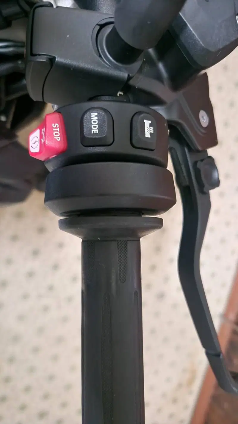 Bmw R 1250 R (2021 - 25) (8)