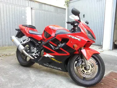 Honda CBR 600 F Sport usata