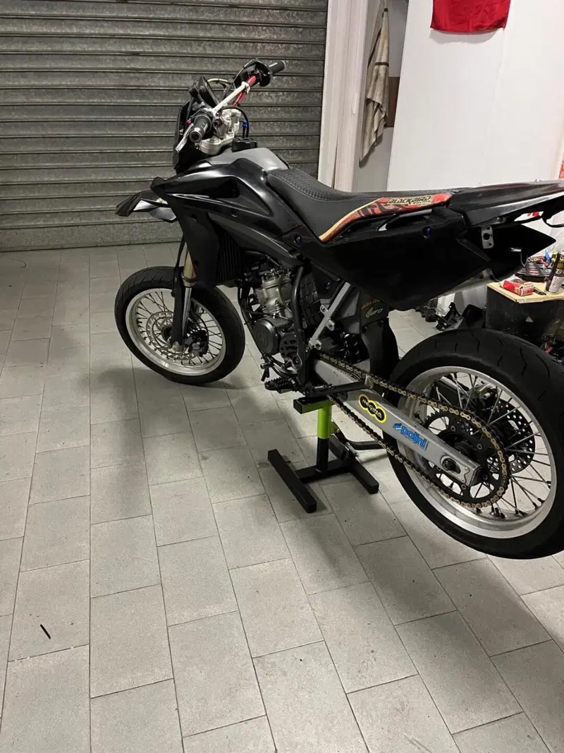 Husqvarna SM 125 (2007) (2)