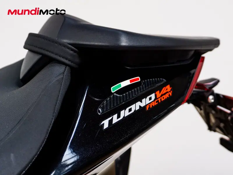 Aprilia Tuono V4 Factory (2025 - 26) (15)
