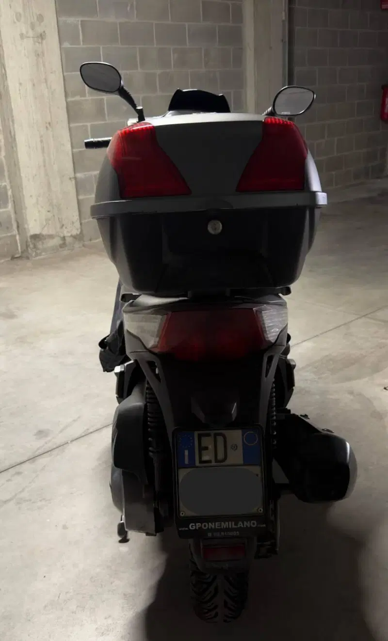 Kymco People 300i GT ABS (2010 - 17) (2)