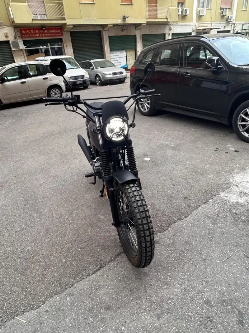 Brixton Motorcycles Felsberg 125 CBS (2021 - 25) (3)