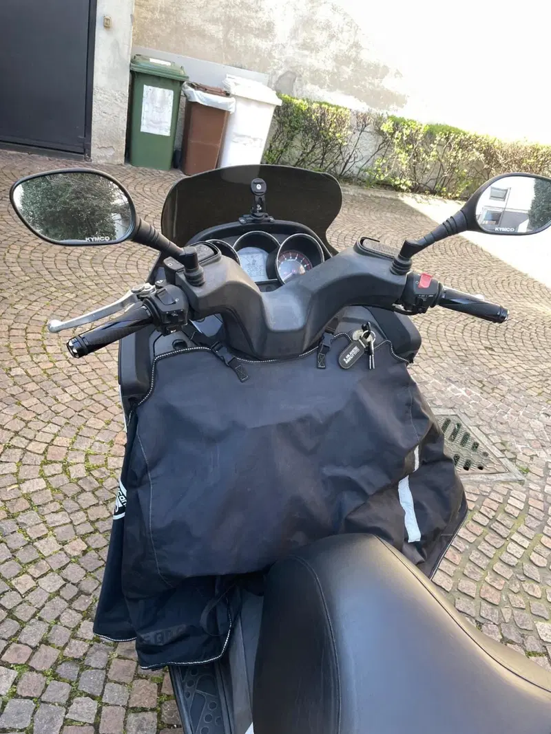 Kymco Downtown 300i ABS (2009 - 17) (8)