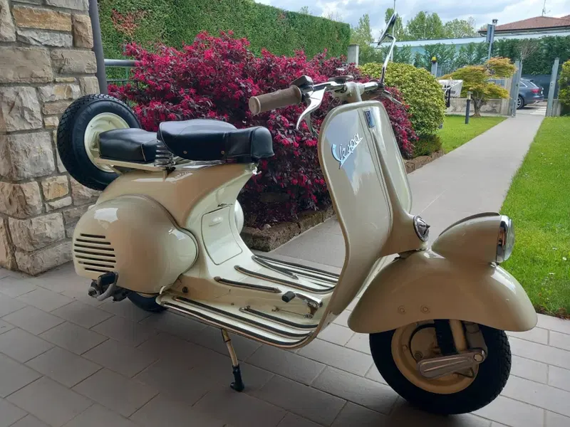 Piaggio Vespa Faro basso vm