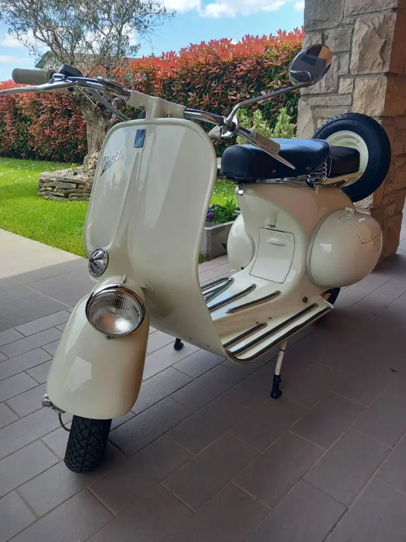 Piaggio Vespa Faro basso vm (2)
