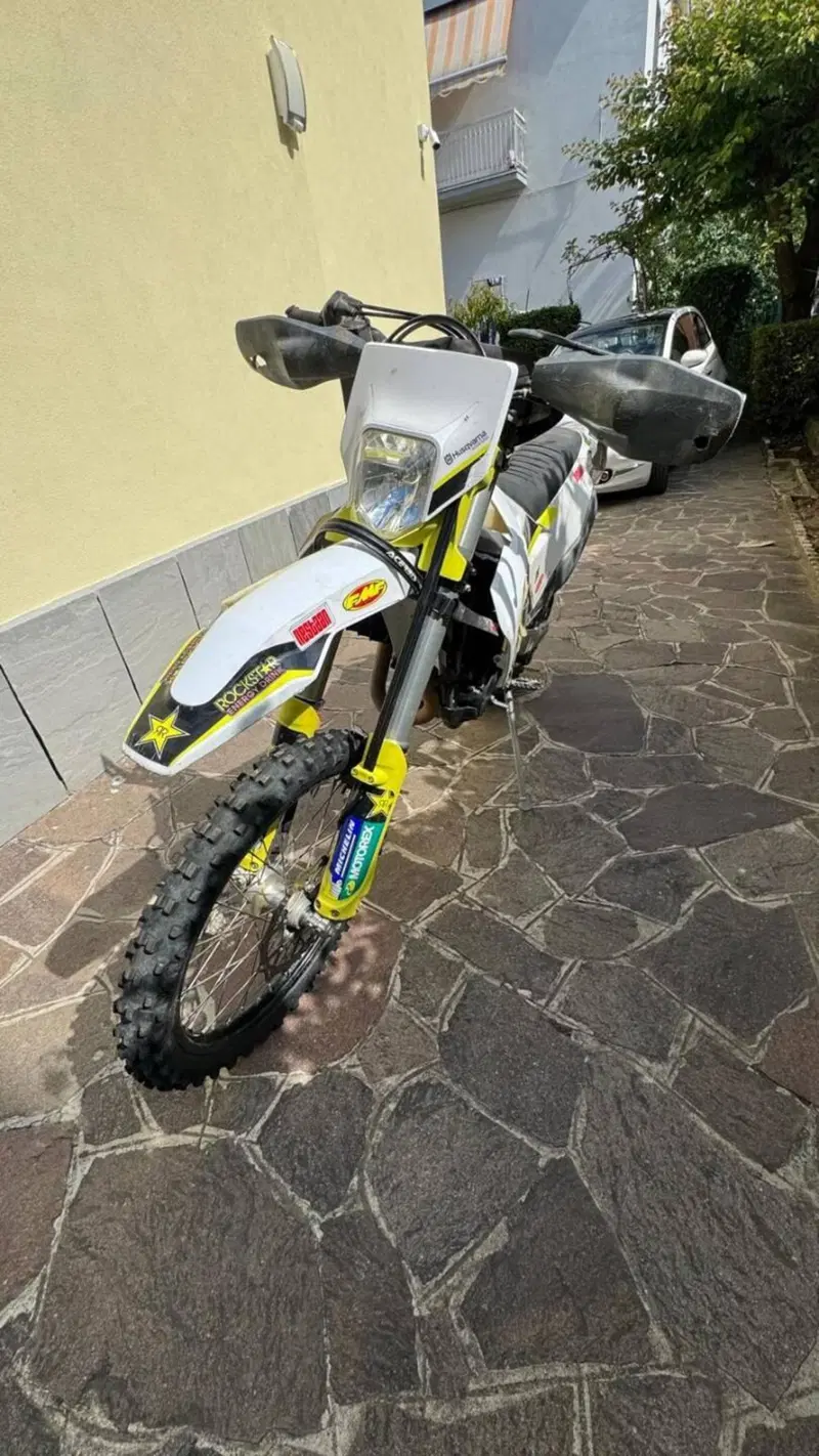 Husqvarna FE 350 (2022) (3)