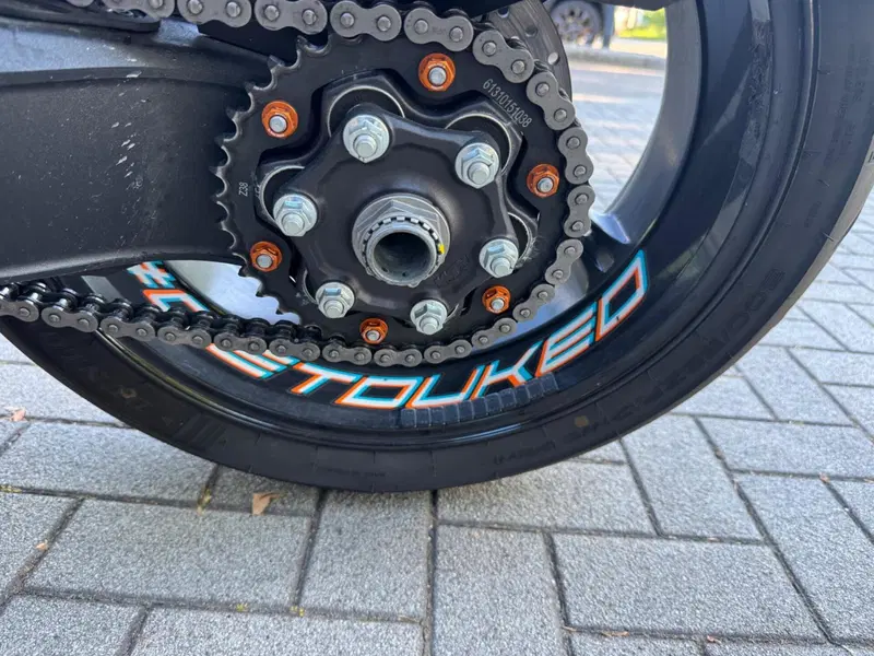 KTM 1290 Super Duke R (2021) (18)