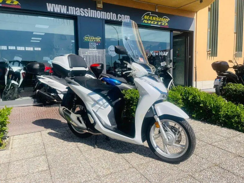 Honda SH 150i (2020 - 23) (11)