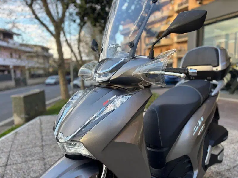 Honda SH 350 (2021 - 24) (10)
