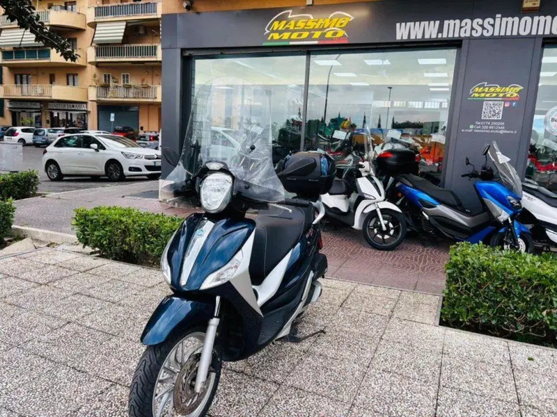 Piaggio Medley 150 ABS (2016 - 19) (4)