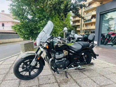 Royal Enfield Super Meteor 650 (2023 - 26) usata