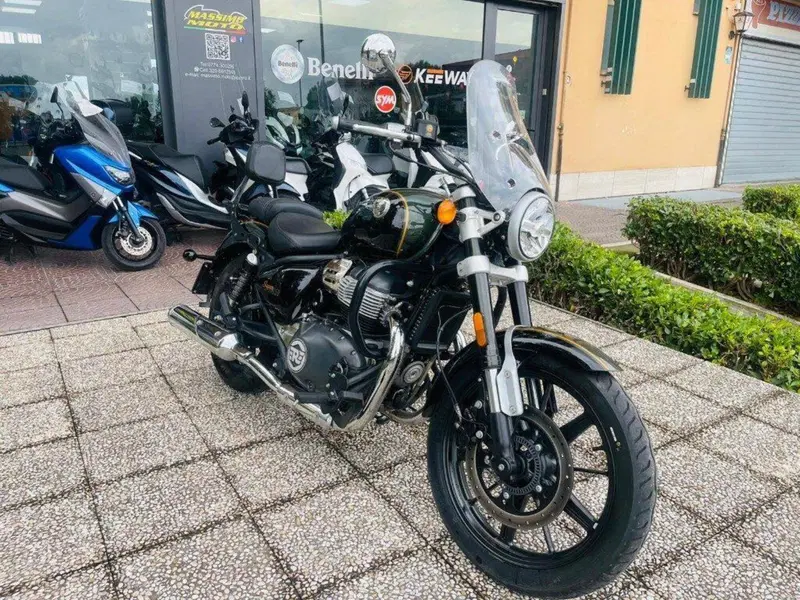 Royal Enfield Super Meteor 650 (2023 - 26) (10)