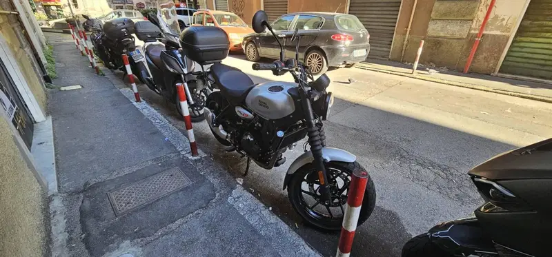 Royal Enfield Guerrilla 450 Apex (2026) (4)