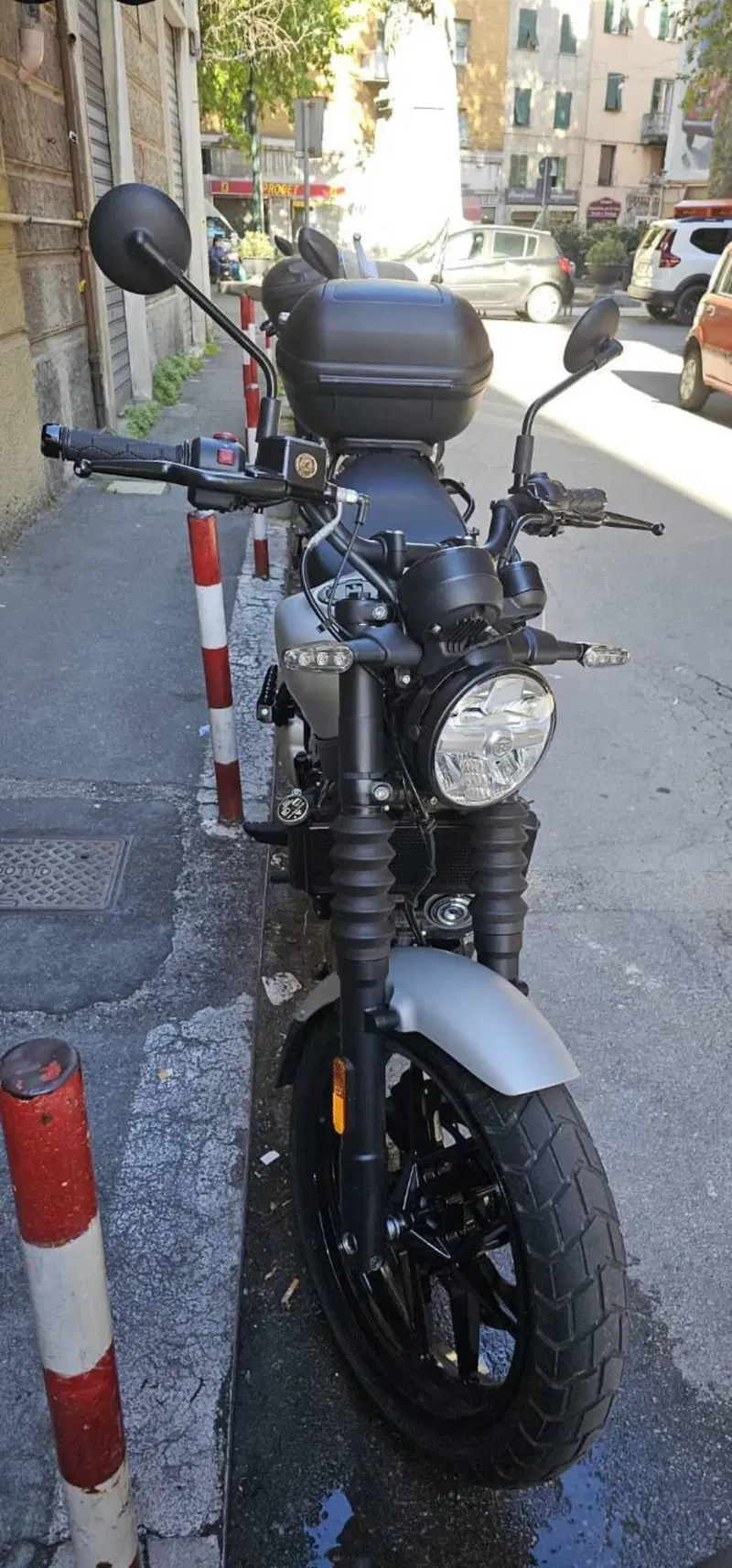 Royal Enfield Guerrilla 450 Apex (2026) (2)