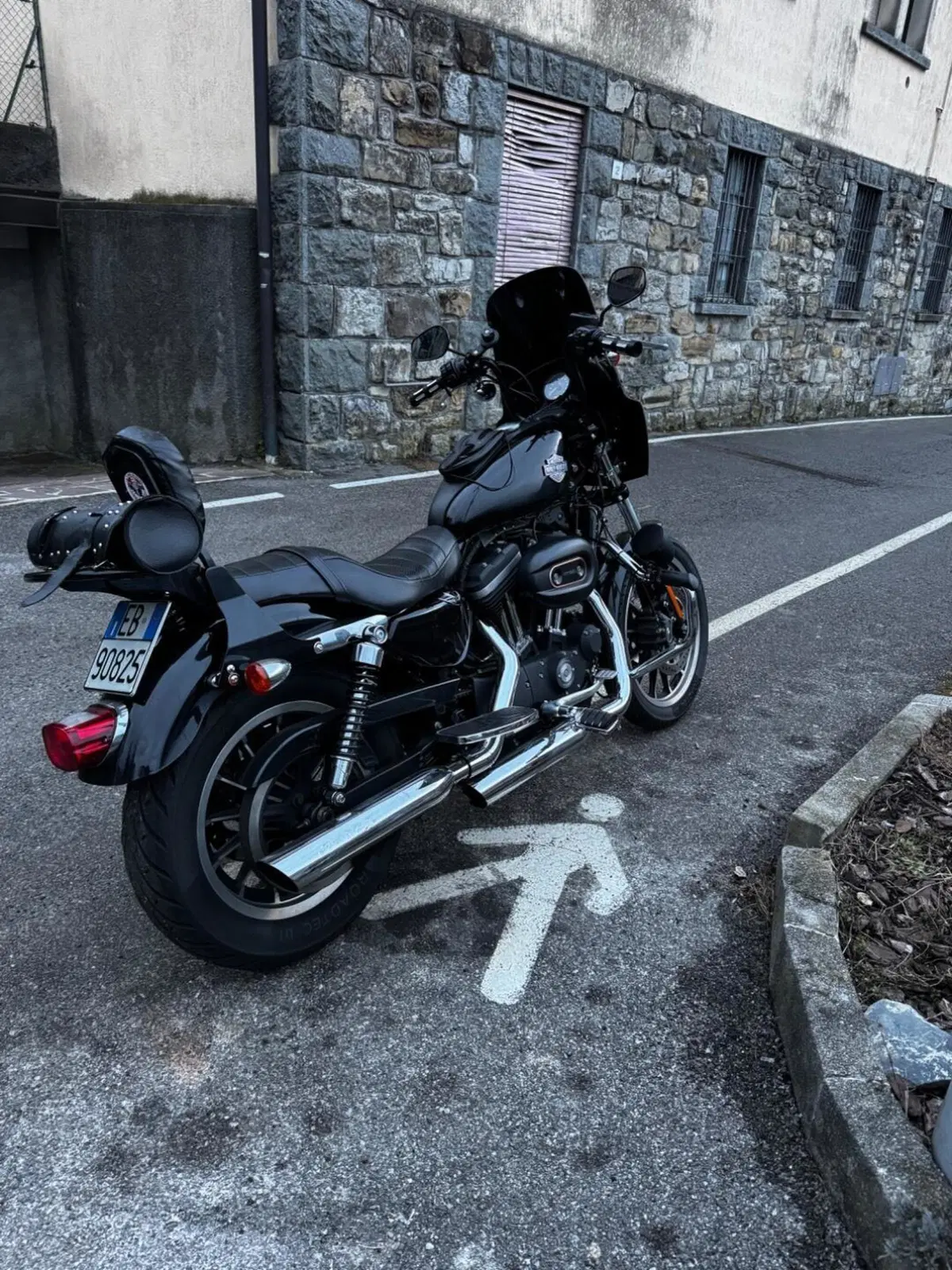 Harley-Davidson 883 R (2008 - 16) - XL 883R