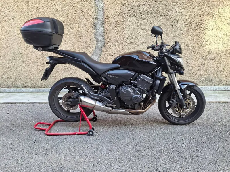 Honda Hornet 600 (2007 - 10) (3)