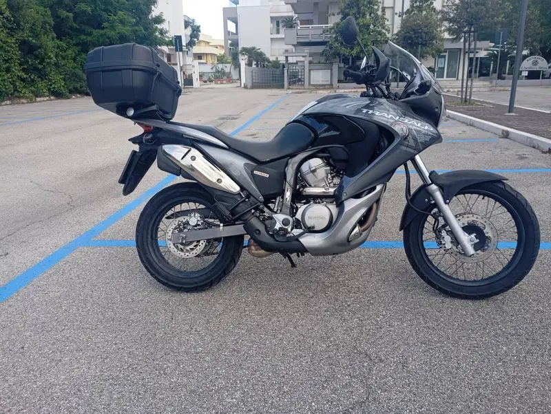 Honda Transalp XL 700 V (2007 - 2013) (2)
