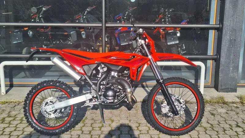 Betamotor RR 50 Enduro Sport (2021 - 26) (2)