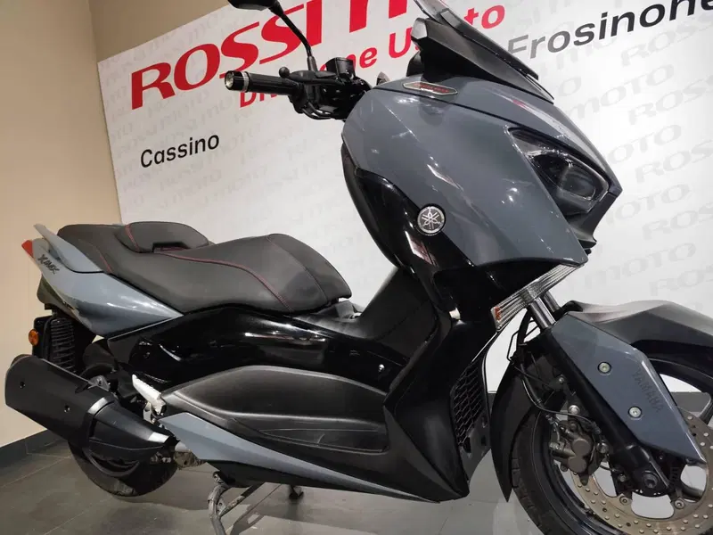 Yamaha X-Max 300 Tech Max (2021 - 24) (3)