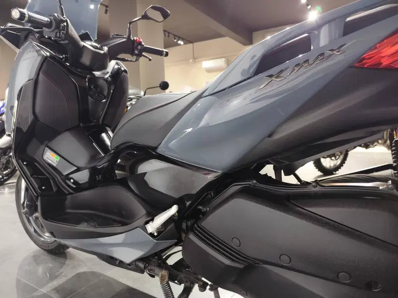Yamaha X-Max 300 Tech Max (2021 - 24) (6)