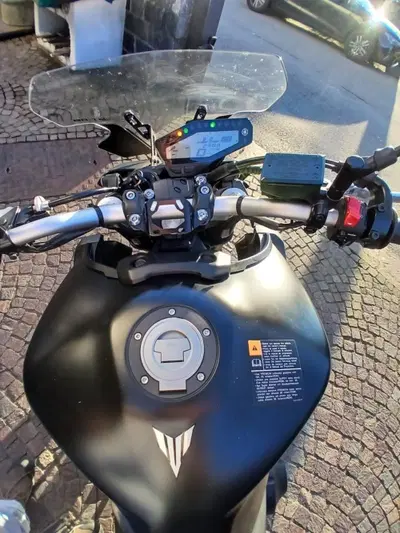 Yamaha MT-09 (2017 - 20) usata